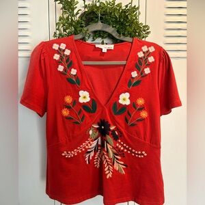 Anthropologie Top Sz Small Isla Maude Embroidered V Neck Flattering Fit